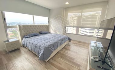 Departamento esquinero con balcón en Venta, edificio Santana Lofts