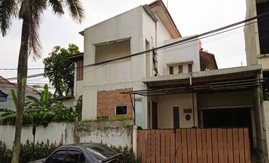 1. Rumah Dijual di Bintaro Sektor 7, Komplek Cikini