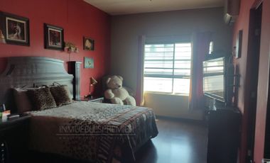 Casa En Venta La Encomienda, Escobedo (Con Alberca)
