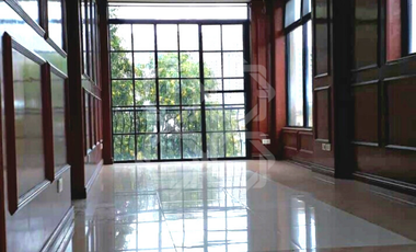 House and Lot for Lease in Mckinley Hill Village