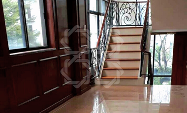 House and Lot for Lease in Mckinley Hill Village