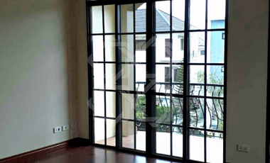 House and Lot for Lease in Mckinley Hill Village