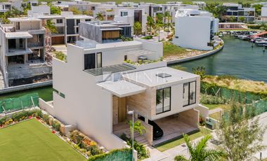 Casa amueblada en Venta, Laguna 2, Cancún Quintana Roo.