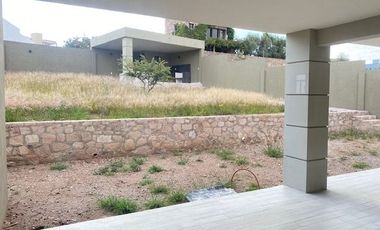 C227 Casa en venta en San Miguel de Allende en Privada Vista Antigua