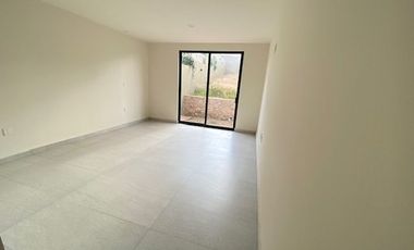 C227 Casa en venta en San Miguel de Allende en Privada Vista Antigua