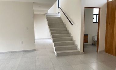 C227 Casa en venta en San Miguel de Allende en Privada Vista Antigua