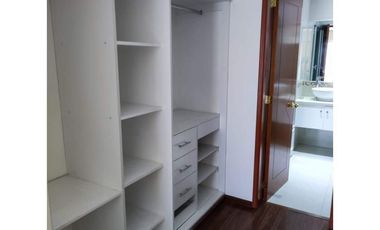 SE VENDE AMPLIO Y LINDO DEPARTAMENTO EN YANAHUARA