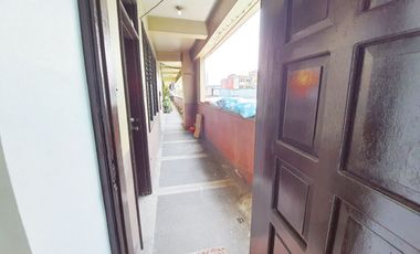 Large 5 bedroom corner unit with 3 Toilets & Baths infront of Victory Pasay Mall and near Libertad LRT Station FOR RENT