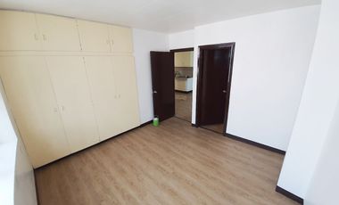 Large 5 bedroom corner unit with 3 Toilets & Baths infront of Victory Pasay Mall and near Libertad LRT Station FOR RENT