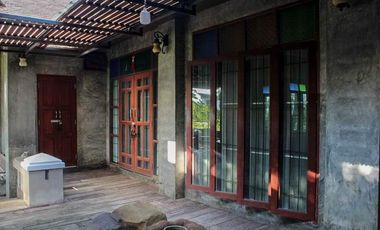 Explore this captivating Lanna-style Thai house for sale in the center of Chiang Rai.