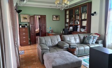 Explore this captivating Lanna-style Thai house for sale in the center of Chiang Rai.