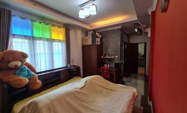 Explore this captivating Lanna-style Thai house for sale in the center of Chiang Rai.