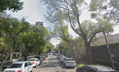 ¡¡¡ HERMOSA CASA EN REMATE BANCARIO EN CDMX, CERCA DEL PUENTE DE LOS POETAS!!!
