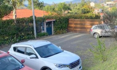Flamante villa en venta Urb. Privada Challuabamba, sector Supermaxi.