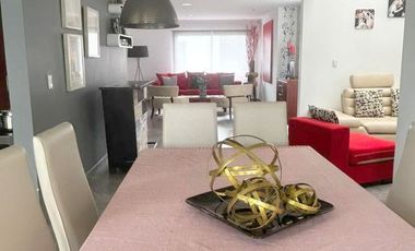 Flamante villa en venta Urb. Privada Challuabamba, sector Supermaxi.