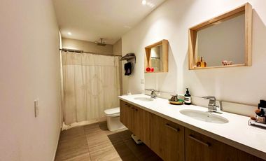 HERMOSO DEPARTAMENTO DE VENTA EN EDIFICIO KIRO CUMBAYÁ! VISTA!