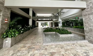 HERMOSO DEPARTAMENTO DE VENTA EN EDIFICIO KIRO CUMBAYÁ! VISTA!