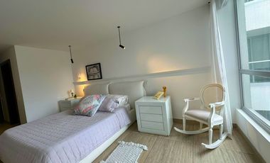 HERMOSO DEPARTAMENTO DE VENTA EN EDIFICIO KIRO CUMBAYÁ! VISTA!