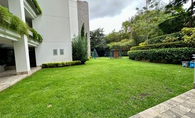HERMOSO DEPARTAMENTO DE VENTA EN EDIFICIO KIRO CUMBAYÁ! VISTA!