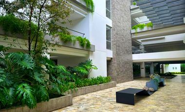 HERMOSO DEPARTAMENTO DE VENTA EN EDIFICIO KIRO CUMBAYÁ! VISTA!