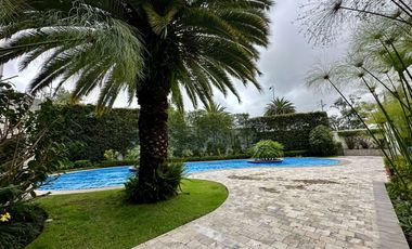 HERMOSO DEPARTAMENTO DE VENTA EN EDIFICIO KIRO CUMBAYÁ! VISTA!