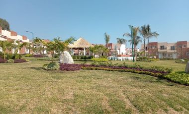 Negociable; Un Paraiso Colina de Xochitepec, Condominio con Alberca, Xochitepec Morelos