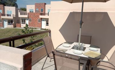 Negociable; Un Paraiso Colina de Xochitepec, Condominio con Alberca, Xochitepec Morelos