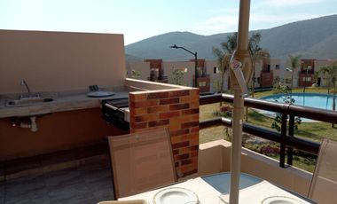 Negociable; Un Paraiso Colina de Xochitepec, Condominio con Alberca, Xochitepec Morelos