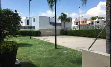 ¡¡Atención Inversionistas!! Venta de Casa en Remate Bancario, Col. Puerta del Valle, Zapopan.