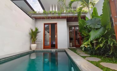 Brand New Modern Villa di taman giri Nusa Dua