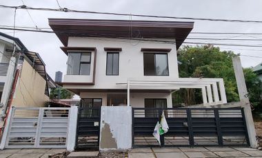 Single Detached House and Lot In BF Homes Paranaque