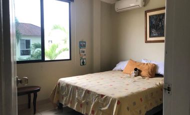 Venta de casa en la Urbanización Estancias del Río en la Vía Samborondón.