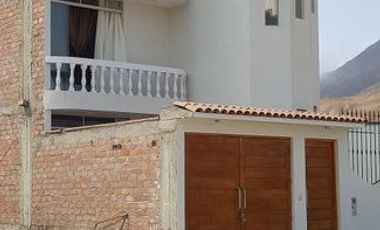 Venta de 2 lotes contiguos para vivienda, en urbanización Lomas de Pucusana, zona segura, con amplios parques, juegos para niños, pórtico de ingresos