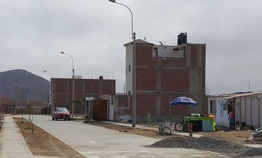 Venta de 2 lotes contiguos para vivienda, en urbanización Lomas de Pucusana, zona segura, con amplios parques, juegos para niños, pórtico de ingresos