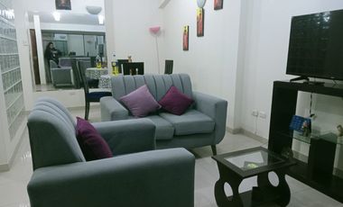 ¡Alquila un Departamento Amoblado en la Urbanización Ttio! 🏡