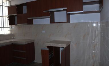 AMPLIO DEPARTAMENTO EN VENTA EN PLENO CENTRO DE PIURA MAS AZOTEA