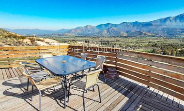 Se vende Hermosa parcela con casa en  condominio en sector Alhue, Curacaví.