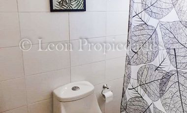 Se vende Hermosa parcela con casa en  condominio en sector Alhue, Curacaví.