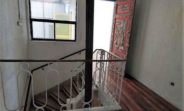 Vende Casa a Pasos del Centro