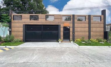United Parañaque Subdivision | Five Bedroom Sprawling House and Lot for Sale with Swimming pool in Paranaque City