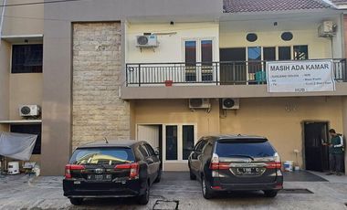 Kost Dekat Universitas Kristen Petra, UIN Sunan Ampel