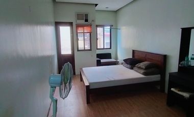 MAKATI-MANILA SAN ANDRES TOWNHOUSE W/ 3-BEDROOM 4-TB 1-PARKING NEAR ZOBEL ROXAS