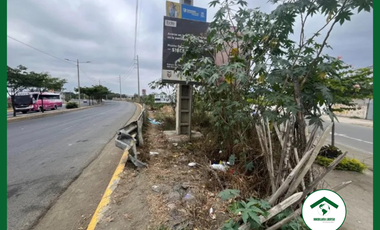 TERRENO ESTRATÉGICO EN VENTA CON DOBLE FRENTE – ZONA COMERCIAL E INDUSTRIAL DE ALTO TRÁFICO EN AVENIDA REALES TAMARINDOS DE PORTOVIEJO