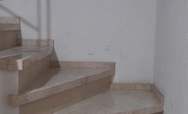 RENTA DE CASA TOSCANA A 45 MINUTOS DE SANTA FE