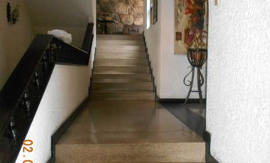 ARRIENDO CASA CABECERA