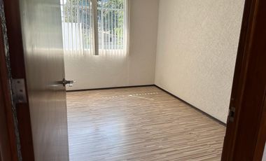 CASA EN RENTA PARA OFICINAS