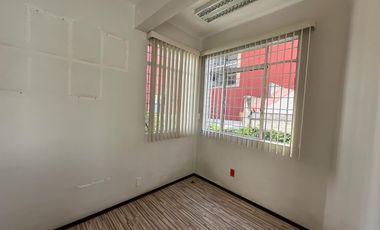 CASA EN RENTA PARA OFICINAS