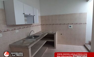 Se vende casa amplia 2 pisos en Buga-valle, Barrio La Concordia