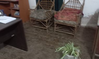 Casona en avenida Mitre (Carmen de Areco, Buenos Aires)