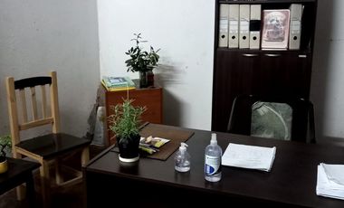 Casona en avenida Mitre (Carmen de Areco, Buenos Aires)
